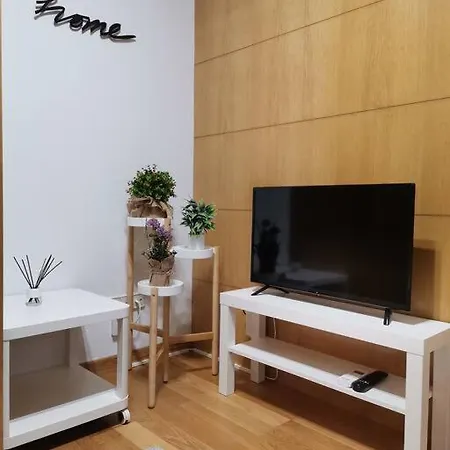 Lejlighed Plaza America 40 M2 *