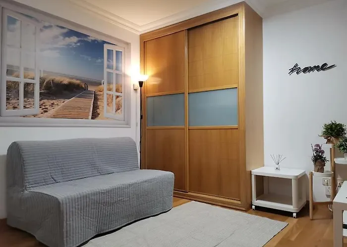 Plaza America 40 M2 Apartment *